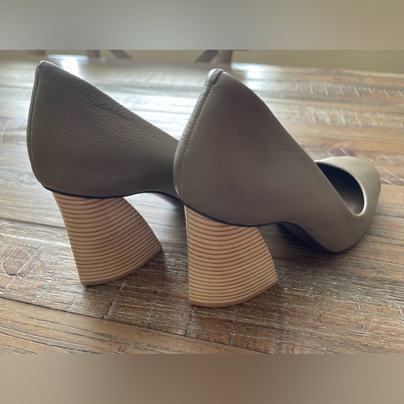 Mercedes Castillo leather pump comfortable heels, shoes - Picture 9 of 13